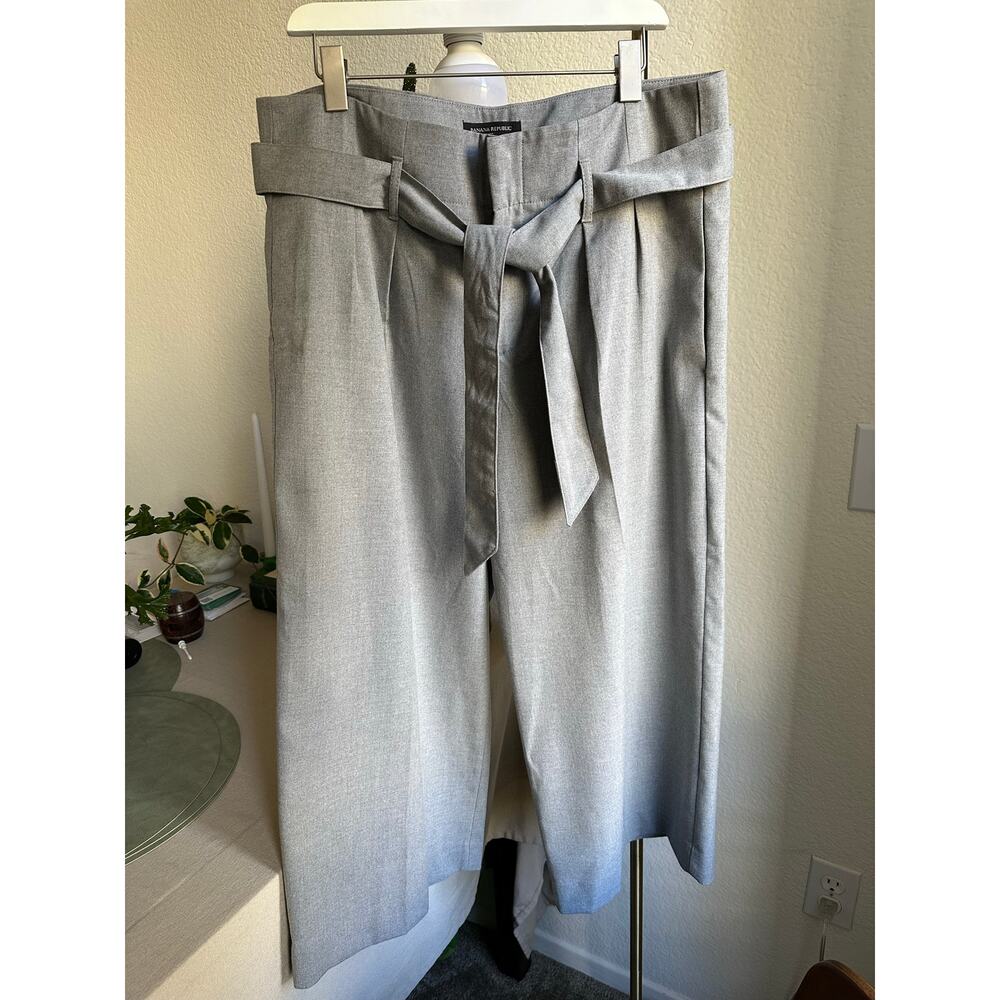 Banana Republic Gray Wide Leg Trousers